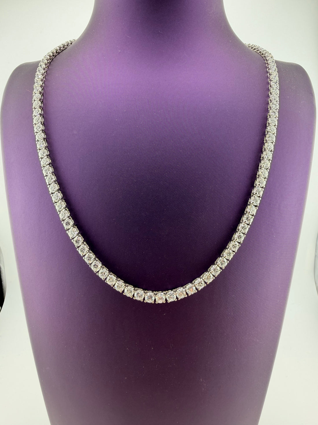 30.05cttw Tennis Necklace