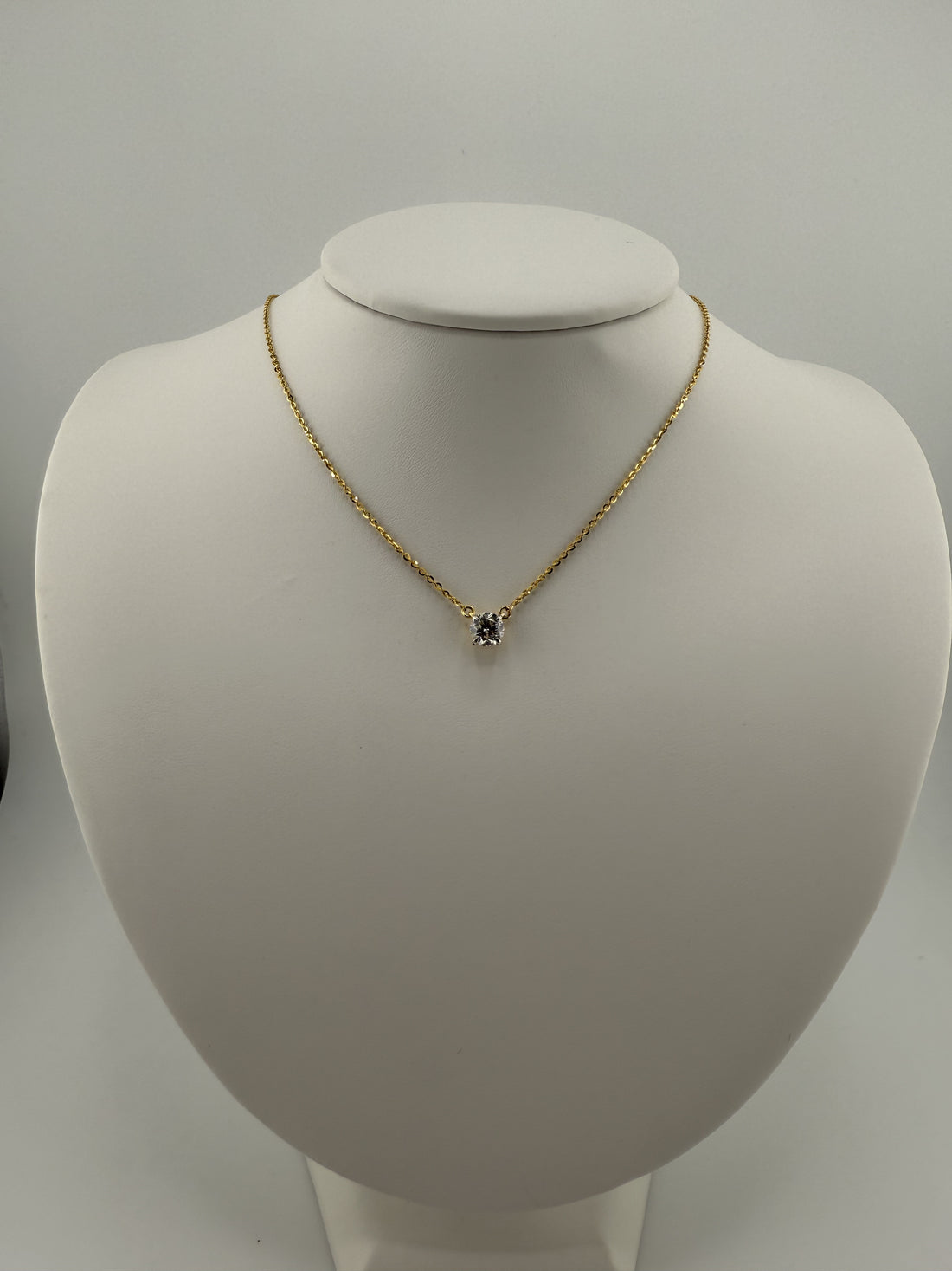 Brilliant Cut Solitaire Necklace