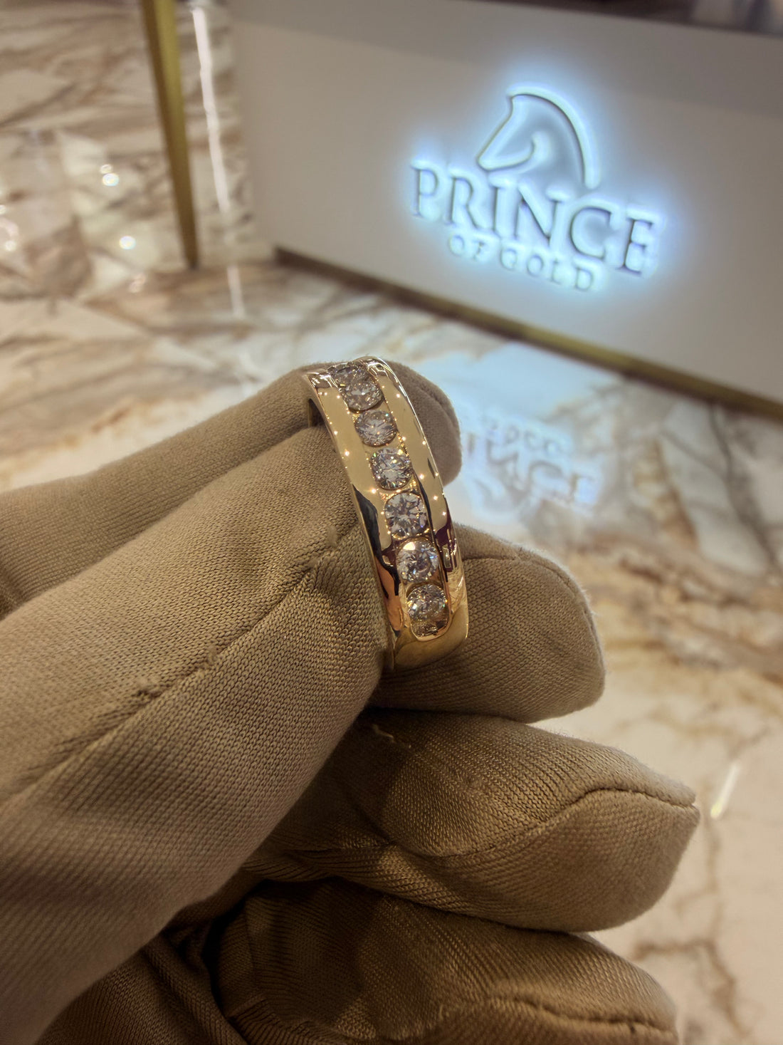 Men’s Channel Set Band