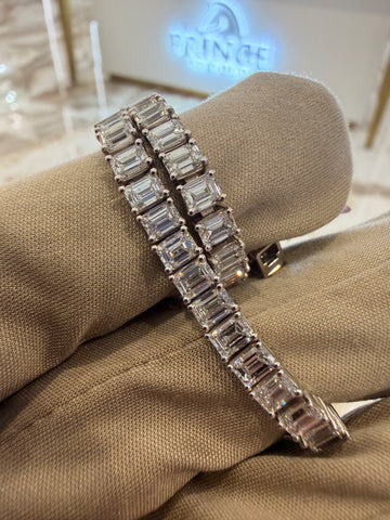11.50cttw Emerald Cut Tennis Bracelet