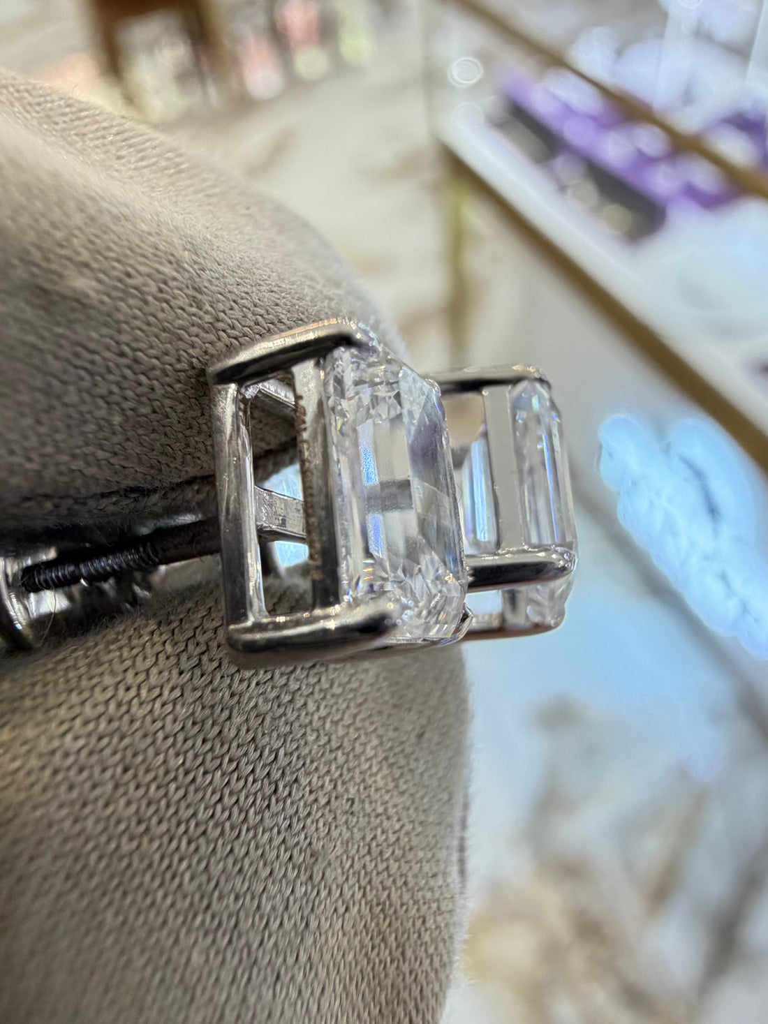 3.02cttw Emerald Diamond Studs