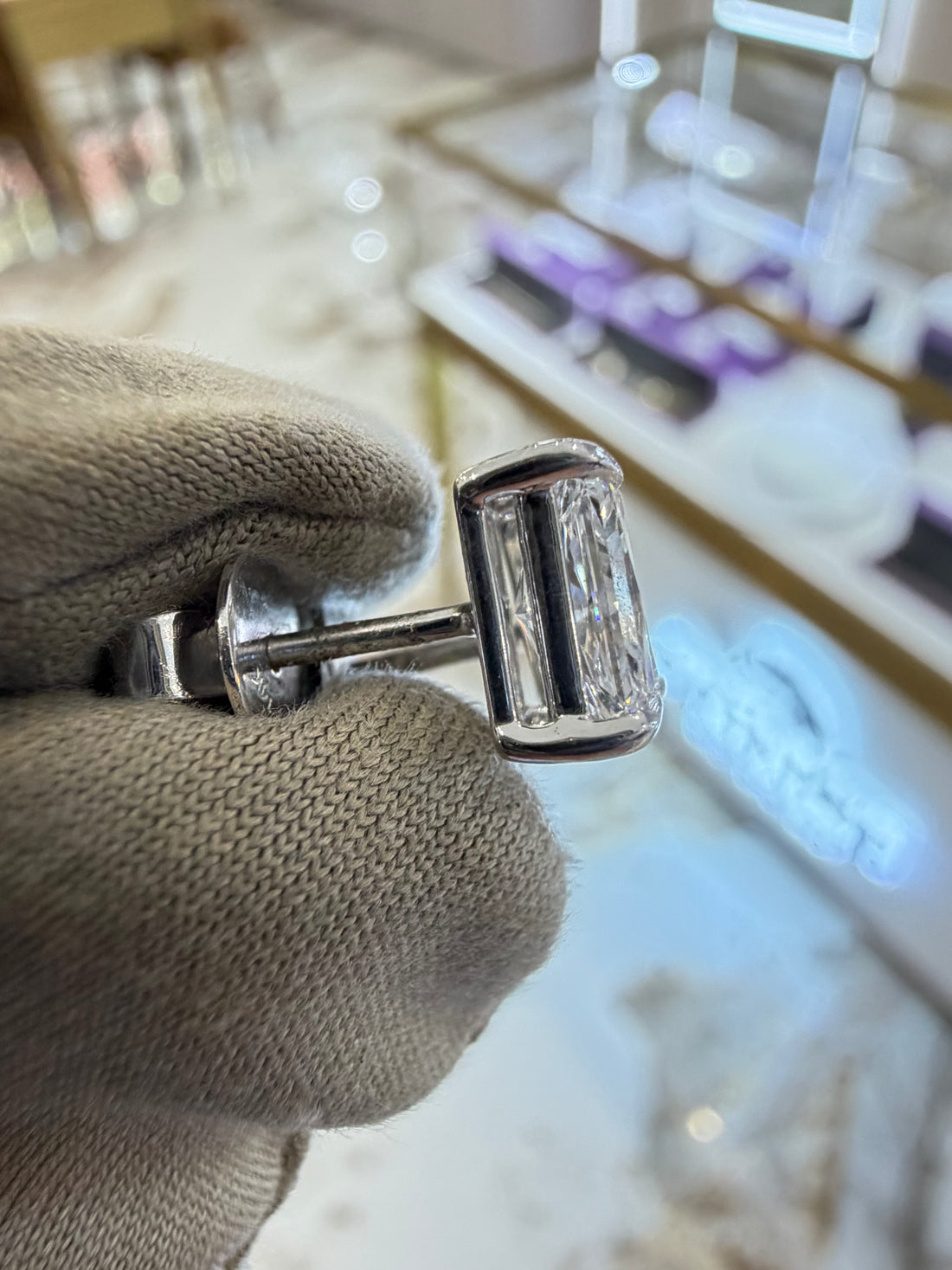 2.0cttw Radiant Diamond Studs