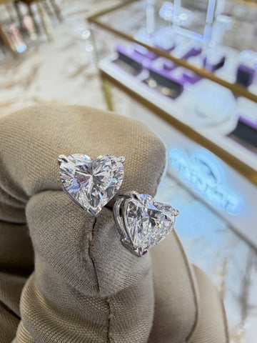 2.10cttw Heart Diamond Studs