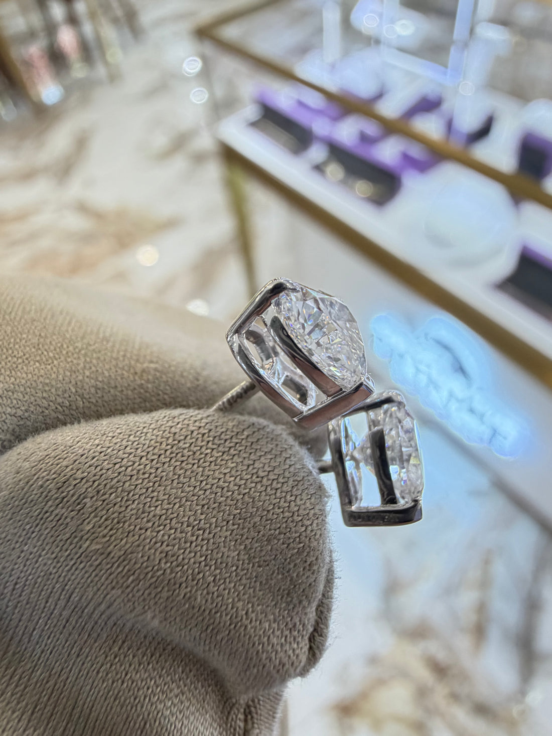 2.10cttw Heart Diamond Studs