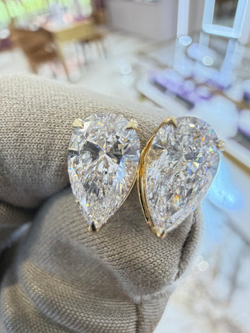 2.14cttw Pear Diamond Studs